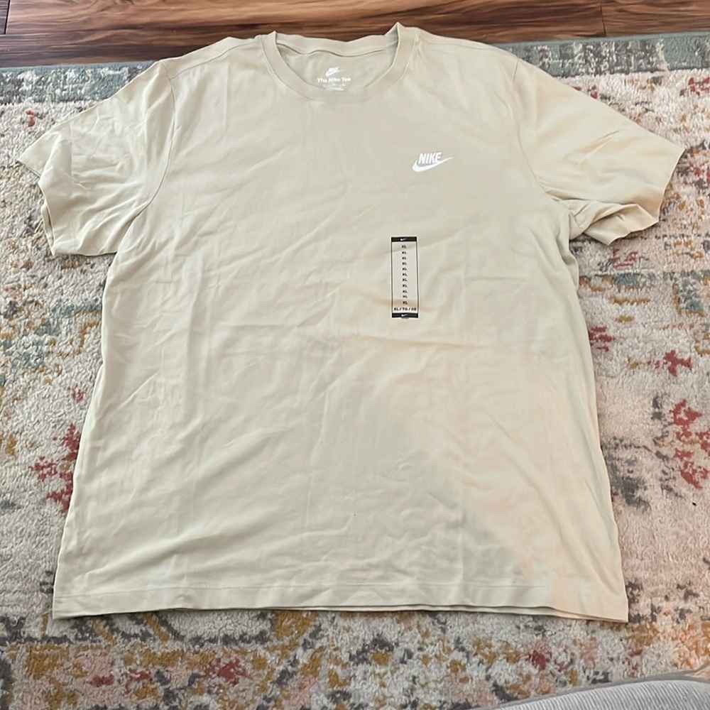 The Nike Tee Tan shirt XL